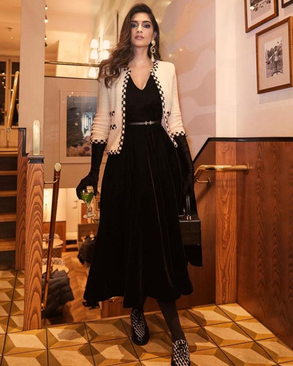 5 Times Sonam Kapoor Ahuja Proved That Black Outfits Can Never Go Out Of Style; Yay Or Nay - 2