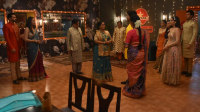 Anupamaa spoiler alert: Baa insults Babuji, Anupamaa takes him home with her 