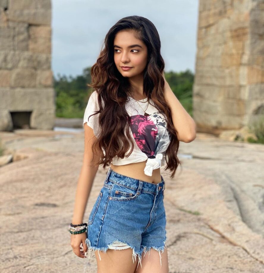 Anushka Sen, Avneet Kaur To Ashi Singh: Attractive Avatars Of Teen Divas In 2021 That Left Us Gasping For Breath 794341