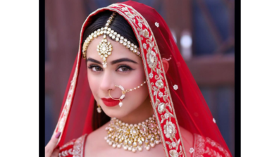 Beautiful In Ethnic: Ritika Badiani Looked Drop-Dead Gorgeous In A Red Bridal Lehenga And Here’s Proof