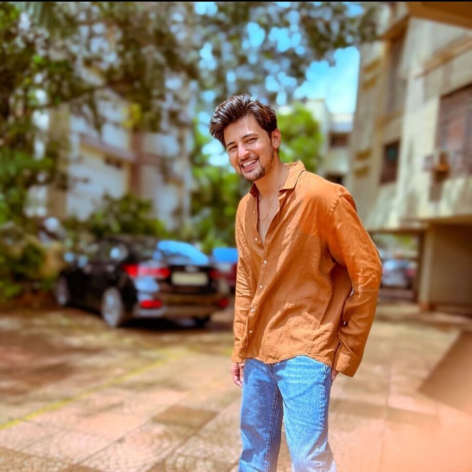 Darshan Raval's Attractive Looks Will Make You Go Oh La La La 795371