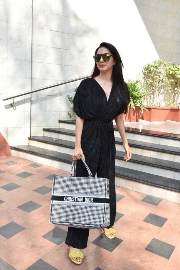 Dior To Chanel: Have A Look At Kiara Advani’s Awesome Collection Of Bags; See Pics - 0