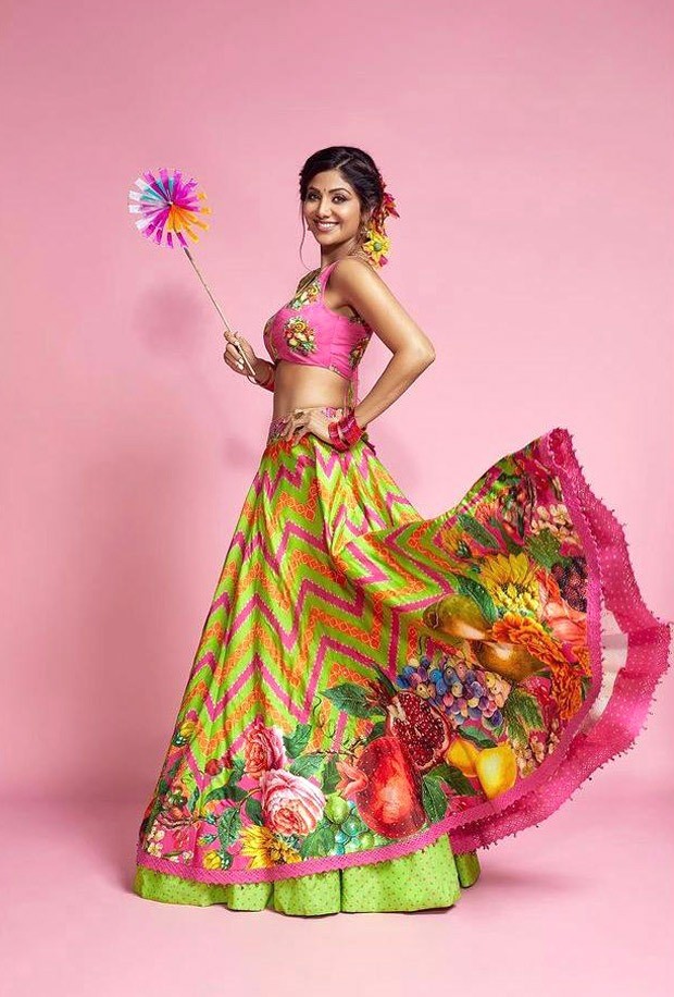 Nora Fatehi or Shilpa Shetty: Who Proved Sartorial Look Begins With Lehenga? - 4