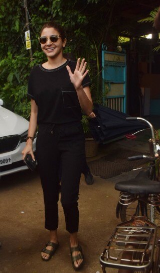 Gear Up For Your Workouts In Style! Anushka Sharma’s Looks For Your Mid-Week Workout Motivation - 1