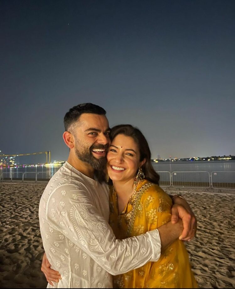 Loveholic: Virat Kohli & Anushka Sharma Are The Cutest Couple Ever! Yay/Nay? - 10