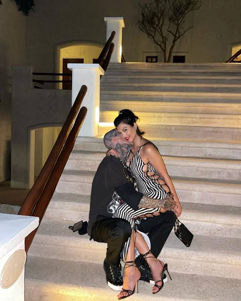 Travis Barker And Kourtney Kardashian Are Major Couple Goals! - 7