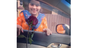 How Romantic! A Pakistani Man Surprising His Wife With A Little Gift Which Left Her Blushing & Smiling Has Went Viral, Watch