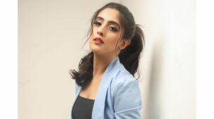 In Love With Sameeksha Sud’s Fiery Looks? Take Cues For Eye-Catching Poses