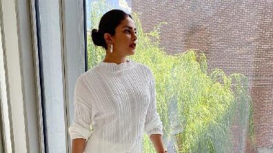 It’s All Money!!! Priyanka Chopra’s Looks Super Hot And Dazzling In Super Expensive White Knitted Ensemble: See Pic