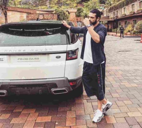 Karan Kundrra and his stylish car collection - 3