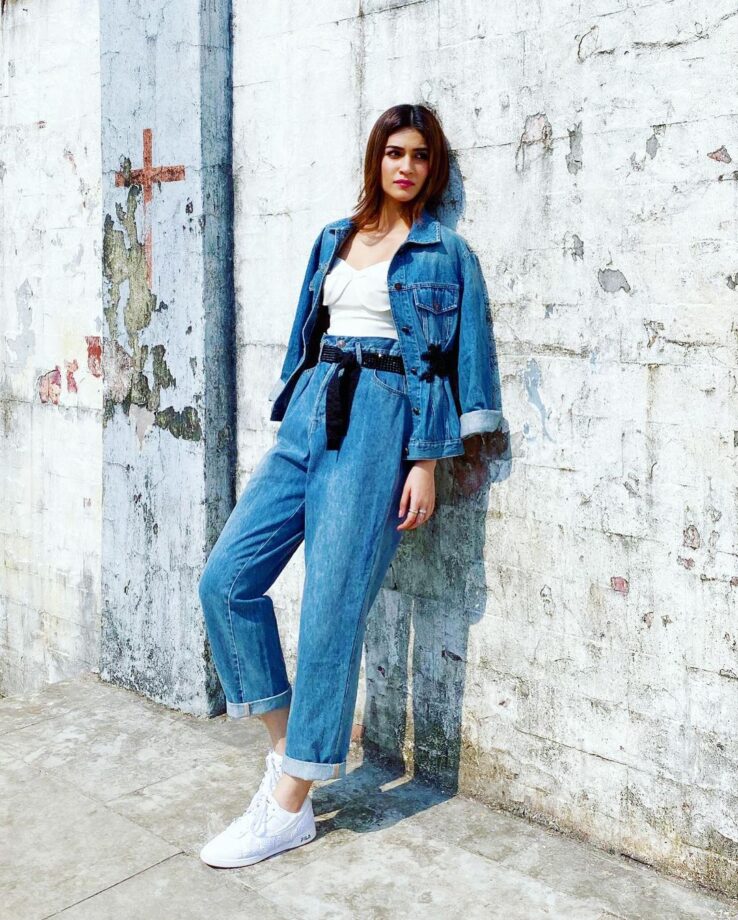 Kriti Sanon’s Love For Jackets Is Never-Ending; See Pics Here - 0