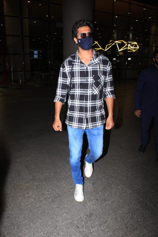 Man Crush: 5 Times URI: The Surgical Strike Fame Vicky Kaushal Looked Dapper In Checkered Outfits - 1