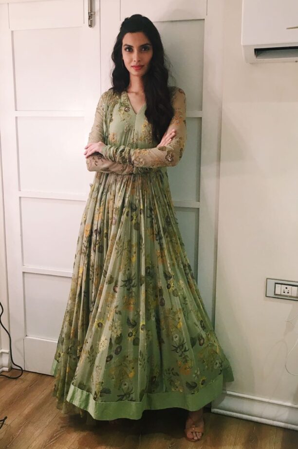 Navratri Special: Get Ready This Festive Season To Slay In Green With Kiara Advani, Diana Penty, And Many More - 1