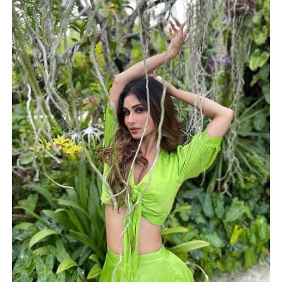 We Too Are Craving For Some Monsoon Cool Vibes Like Mouni Roy - 1