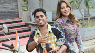 Nikki Tamboli goes for a scooter ride with someone special, see pictures
