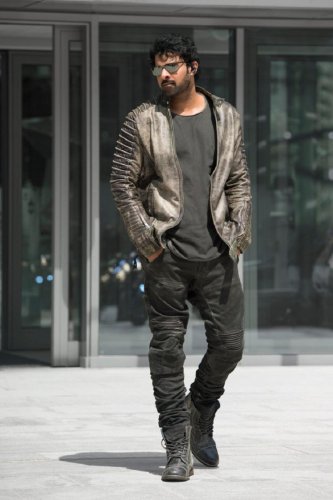 Oh Boy! Decent To Stylish Fashion Of Prabhas Are Heart-Melting: Take Notes - 2