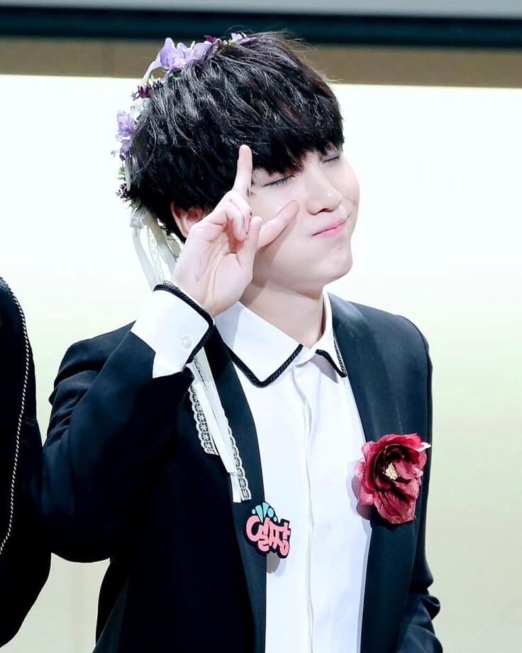 Oh la la: Check out jaw-dropping cute pictures of BTS Suga that will ...