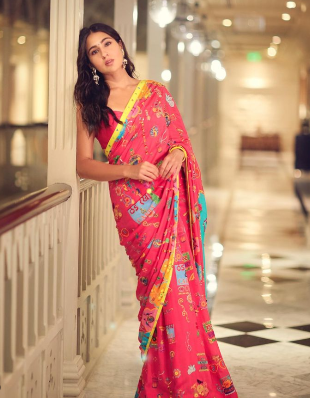 What A Beauty! Sara Ali Khan Looks Pretty In Her Custom ‘Mere Pass Maa Hai’ Saree, Fans Left In Awe - 4