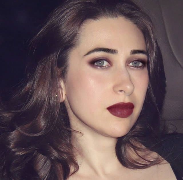 What Better Than Striking Pout? Karisma Kapoor’s Lipstick Shades We Need To Add To Our Vanity Kit, Take Cues - 4