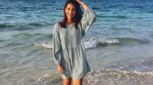 Wow! Take A Look At Sanjana Ganesan’s Beach View Pictures From UAE