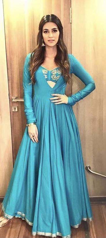 5 Anarkalis To Steal From Kriti Sanon’s Wardrobe - 3