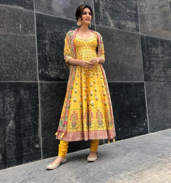 5 Anarkalis To Steal From Kriti Sanon’s Wardrobe - 0