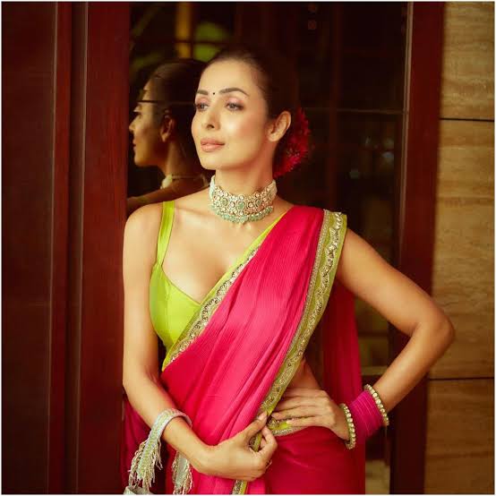 5 Sarees Donned By Malaika Arora Every Millennial Needs To Bookmark - 3