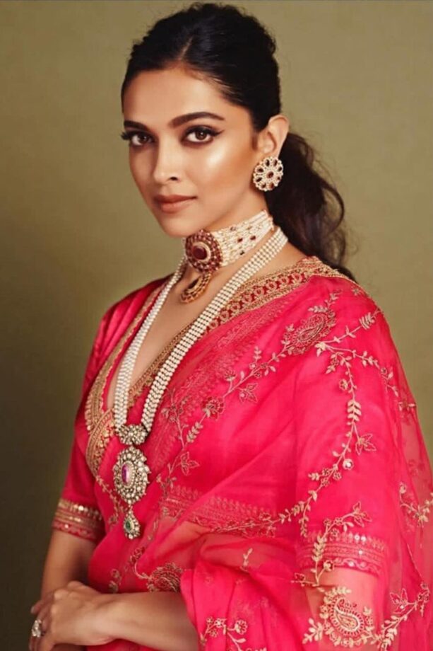 5 Times Deepika Padukone’s Jewellery Left Us Inspired: Who Doesn’t Want To Raid Her Jewellery Collection? - 1