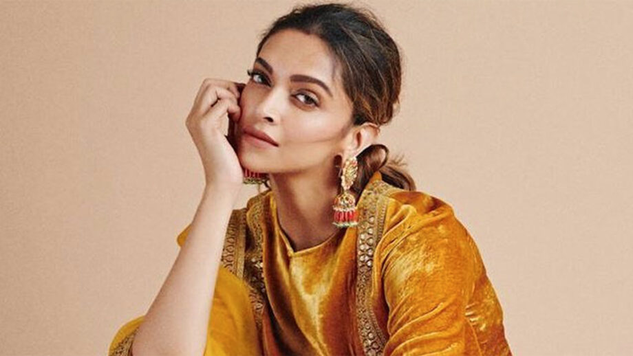 5 Times Deepika Padukone’s Jewellery Left Us Inspired: Who Doesn’t Want To Raid Her Jewellery Collection? - 2