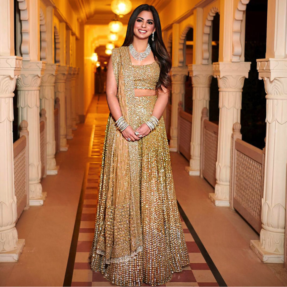 Style Your Hot Bridesmaid Look In Metallics With Isha Ambani: See Pics - 2