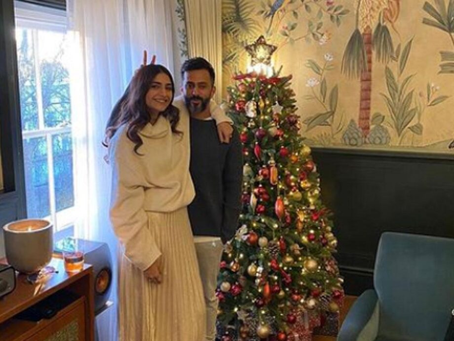 A Look Inside Sonam Kapoor’s Lavish London Home & Studio - 5