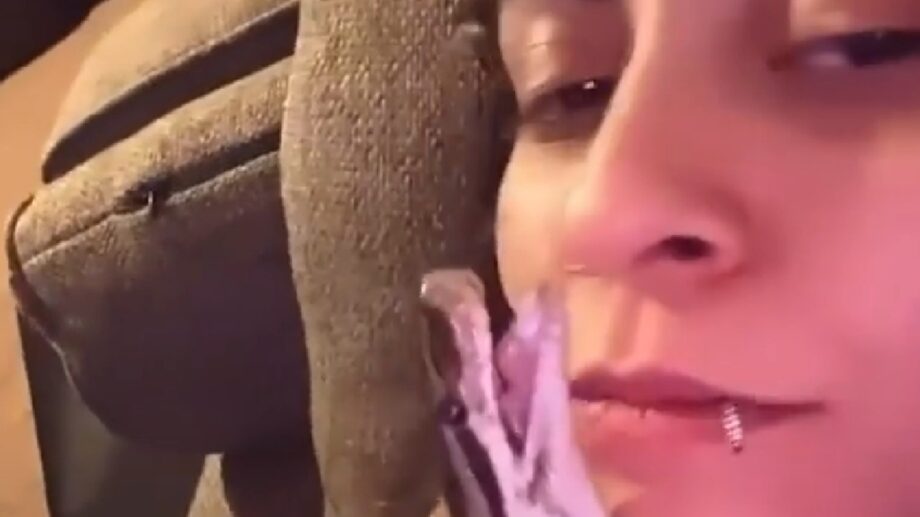 A Viral Video Of A Girl Can Be Seen Cuddling With Her Pet Snake, Netizens Can't Keep Calm 517703