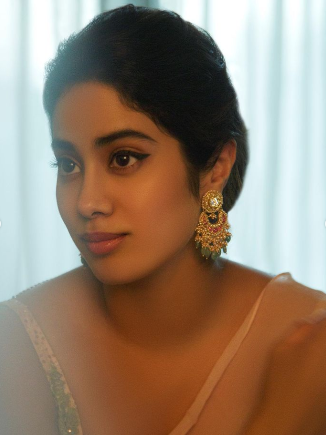 Absolutely Stunning!!! Have A Look At Janhvi Kapoor’s Latest Photoshoot Giving Us A Glimpse Of Sridevi - 4