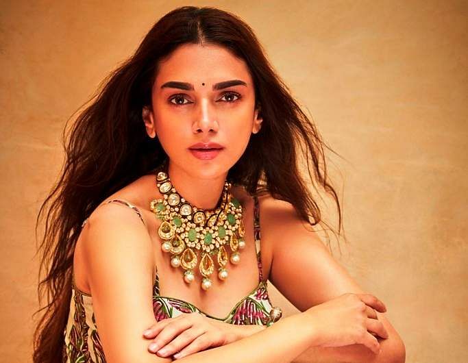 Aditi Rao Hydari’s Royal Indian Outfits We Surely Would Love To Steal - 1