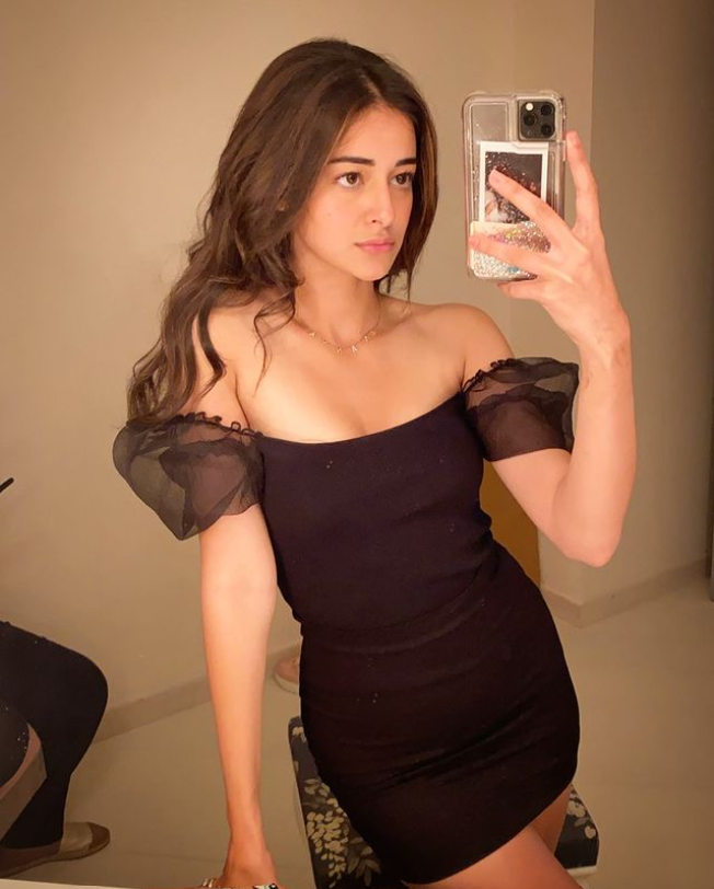 Ananya Panday Has The Best Mini Dress Wardrobe and We Want It - 6