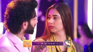 Bade Achhe Lagte 2 Hain written update S02 Ep89 30th December 2021: Vedika screams angrily and shatters a vase on her head
