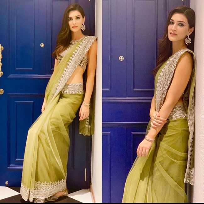 Best Sarees To Steal From Kriti Sanon’s Wardrobe - 5