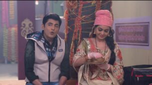 Bhabhiji Ghar Par Hai written update S01 Ep1700 14th December 2021: Vibhuti goes to live with Angoori
