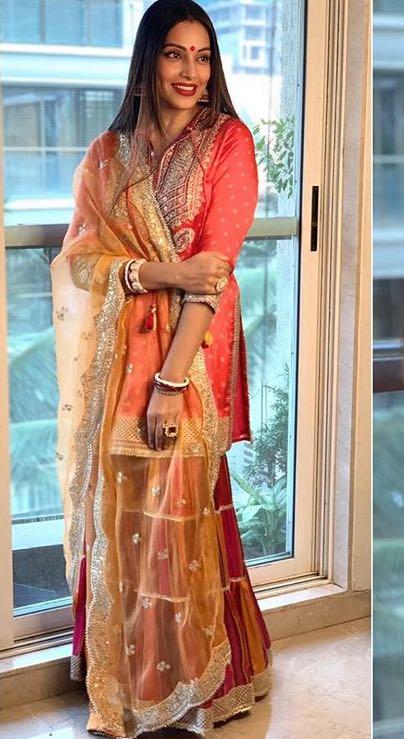 Bipasha Basu’s Top 7 Hottest Ethnic Looks That You Would Want To Try - 3