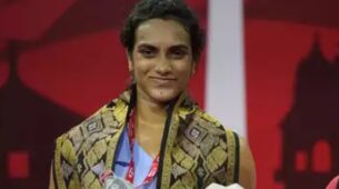 BWF World Tour Final: PV Sindhu wins silver, fans proud of her
