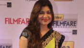 Come Fall In Love With Alka Yagnik’s Hot Saree Looks
