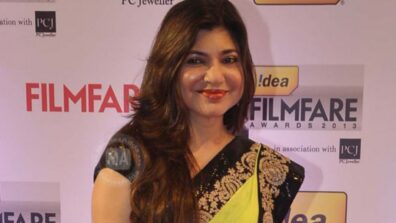 Come Fall In Love With Alka Yagnik’s Hot Saree Looks