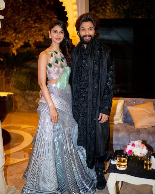 Couple Style: 5 Times Tollywood Actor Allu Arjun And Sneha Proved They Look Flawless When Decked Up - 2