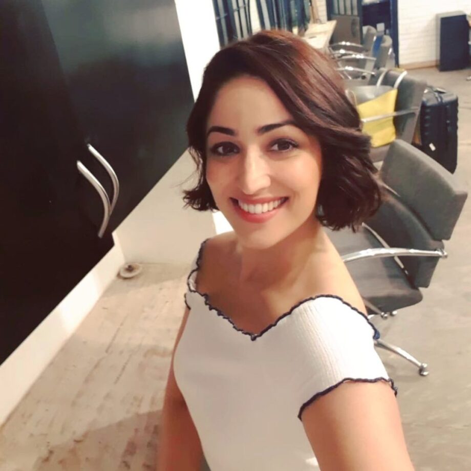 How To Style Textured Hair Like Yami Gautam: Let Her Hairstyle Serve You Inspiration, Her Hairstyle Game Is Always On Point! - 0