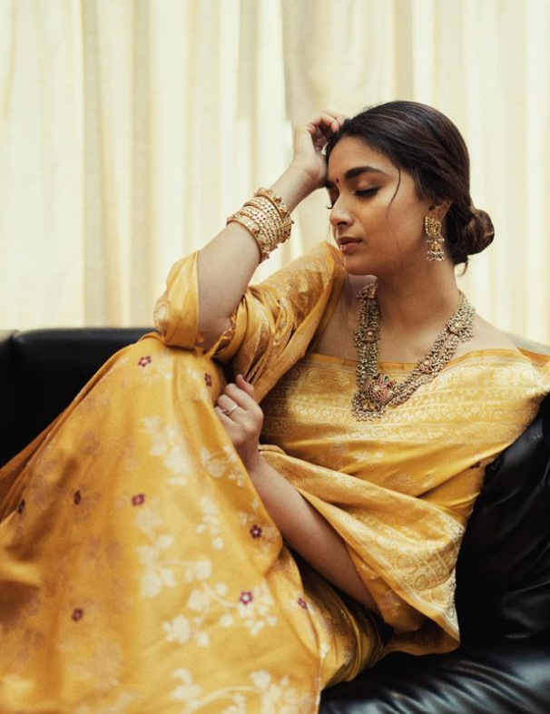 In Pics: Keerthy Suresh Goes Vintage In Yellow Saree: Fans Left Stunned - 3