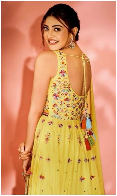 Kajal Aggarwal’s Super Elegant Yellow Anarkali That Made Us Go Crushing - 2