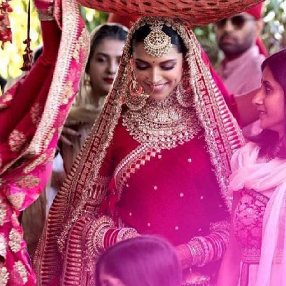 Less Is No More! Deepika Padukone Acing The Indian Bridal Look, Brides To Be, Take Cues - 2