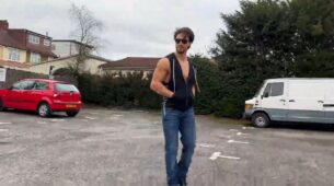 Netizens Go GAGA As Tiger Shroff Recreates Hrithik Roshan’s You Are My Sonia: Disha Patani, Krishna Shroff React