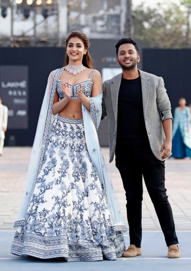 Pooja Hegde Appears Lovely And Elusive In A Glittery Varun Chakkilam Lehenga At Lakme Fashion Week 2021 - 2