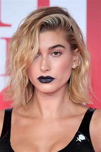 Purple Eye Makeup Look Of Hailey Bieber For Edgy & Fresh Style, Take Cues - 2